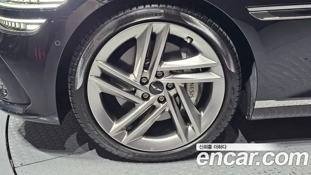 Genesis G80 RG3 — Фото автомобиля 5