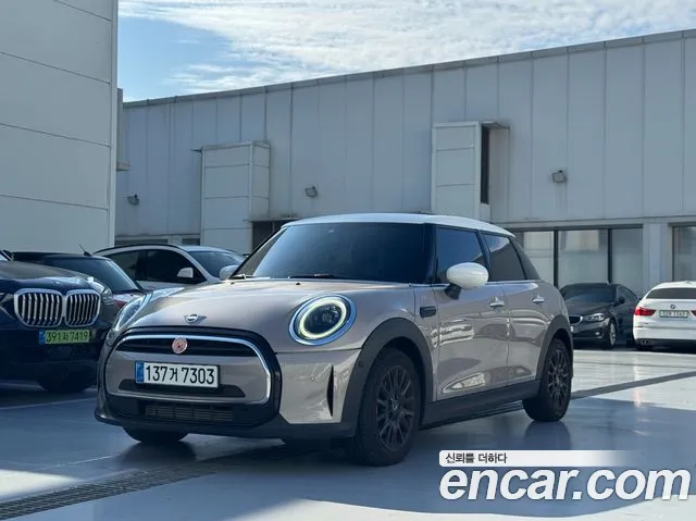 Фотография автомобиля — MINI Cooper
