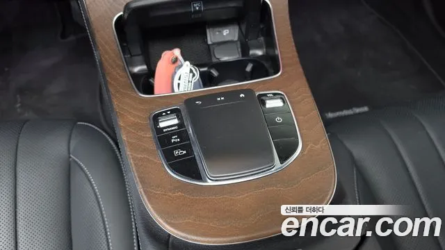 Mercedes-Benz E-Class W213 — Фото автомобиля 28