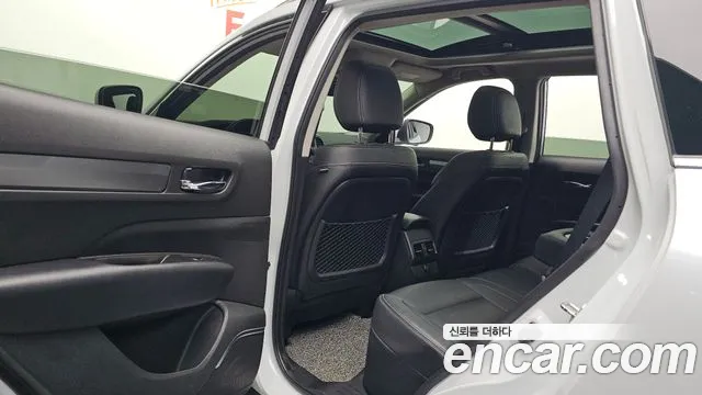 Renault-KoreaSamsung QM6 Новый QM6 2.0 LPe LE Signature 2WD — Фото автомобиля 11