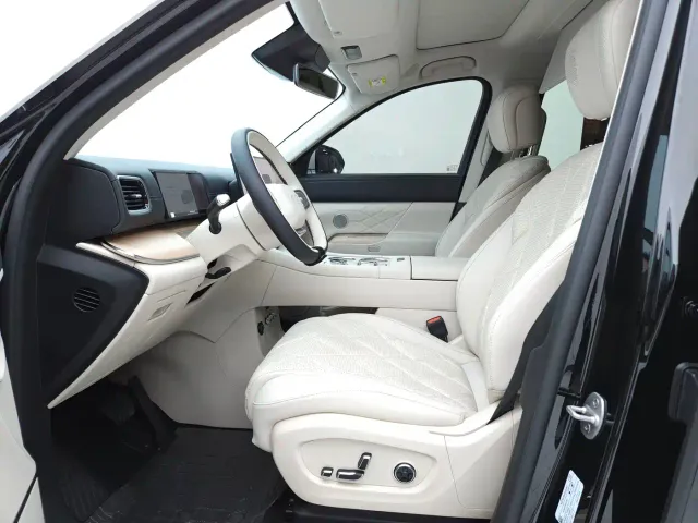 Chery Fengyun Fengyun T11 2024 Base Model — Фото автомобиля 8