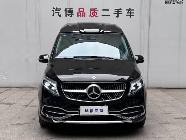 Mercedes-Benz V-Class — Фото автомобиля 2