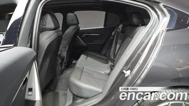BMW 5 Series G60 — Фото автомобиля 16