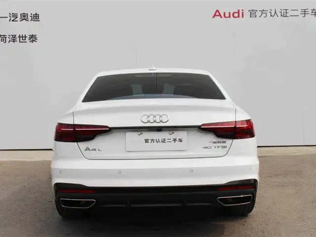 Audi A4L — Фото автомобиля 5