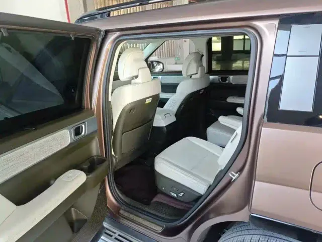 Hyundai Santa Fe — Фото автомобиля 3