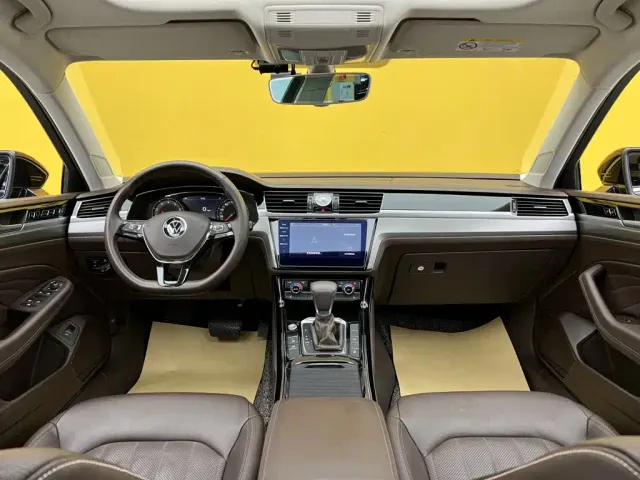 Volkswagen Phideon — Фото автомобиля 14