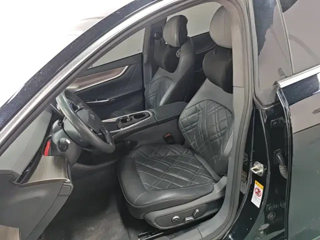 Changan Qiyuan A07 — Фото автомобиля 14