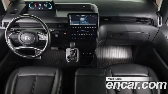 Hyundai Staria Staria — Фото автомобиля 7