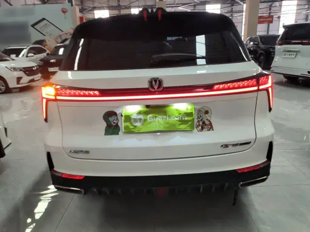 Changan CS75 Plus — Фото автомобиля 3