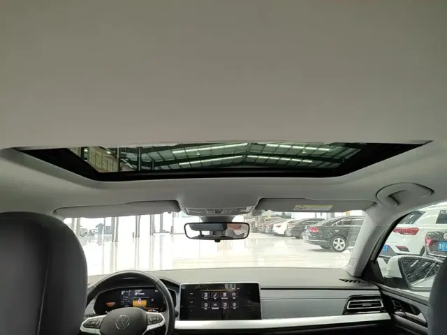 Volkswagen Lavida 2023 300TSI DSG Comfort Edition — Фото автомобиля 13