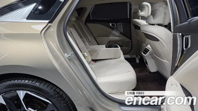 Kia K8 The New K8 2.5 Бензин 2WD — Фото автомобиля 12