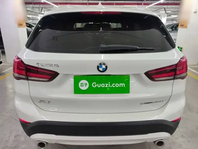 BMW X1 — Фото автомобиля 5