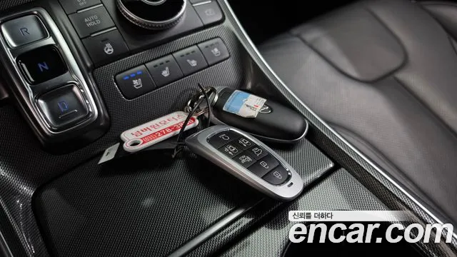 Hyundai Santafe Новый Santa Fe Бензин 2.5T 2WD — Фото автомобиля 9