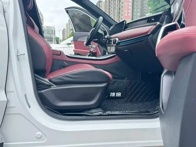 Jetour X70 Plus — Фото автомобиля 14