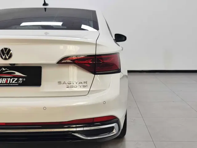 Volkswagen Sagitar — Фото автомобиля 10