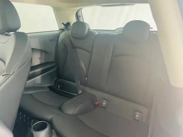 MINI Hatch — Фото автомобиля 12