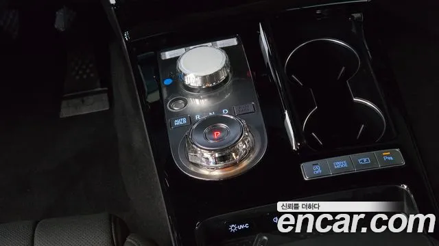 Genesis G80 RG3 — Фото автомобиля 12