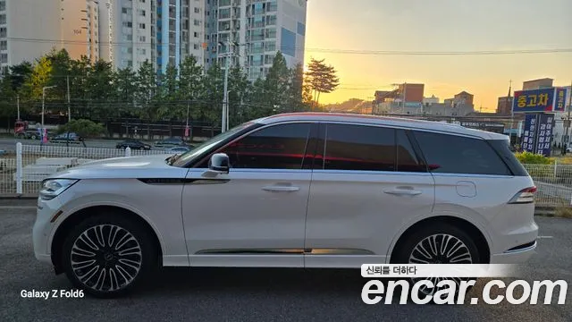 Lincoln Aviator 2nd Gen — Фото автомобиля 4