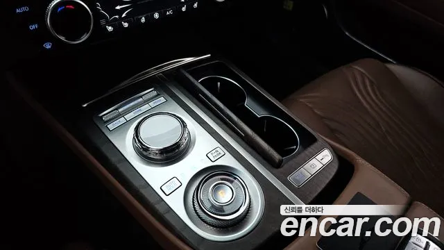 Genesis G80 Бензин 2.5 турбо 2WD — Фото автомобиля 8