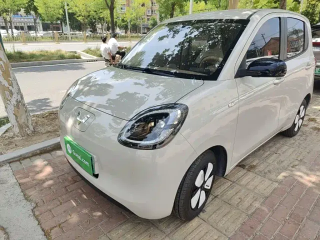 Фотография автомобиля — Wuling Hongguang Mini EV
