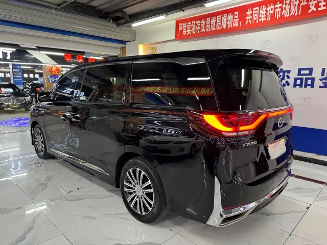 GAC Trumpchi M8 — Фото автомобиля 14