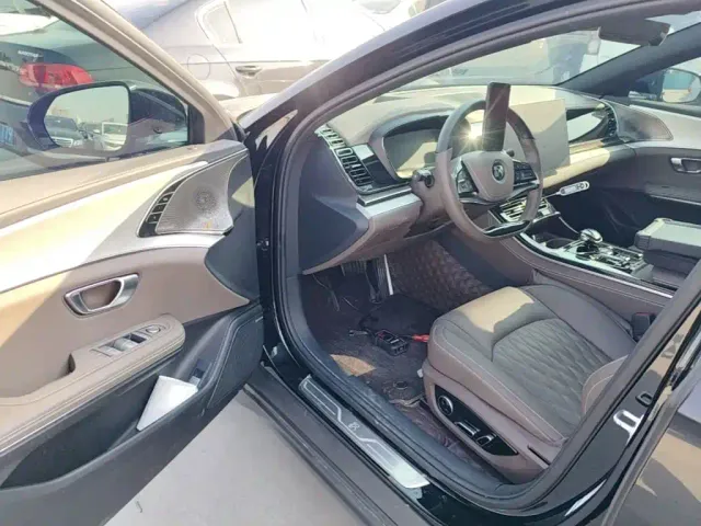 BYD Han — Фото автомобиля 15