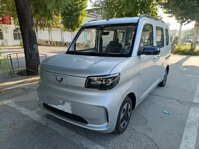 Фотография автомобиля — Wuling Zhiguang NEV