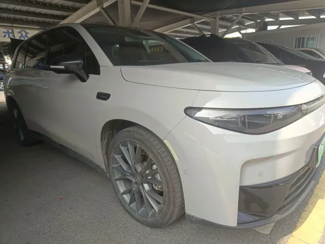 Фотография автомобиля — Leapmotor C10