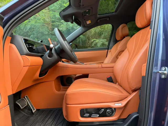 Aito M7 — Фото автомобиля 15