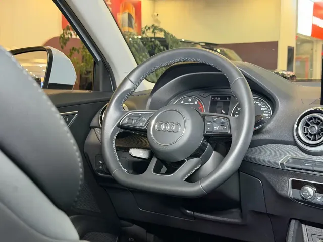 Audi Q2L — Фото автомобиля 17