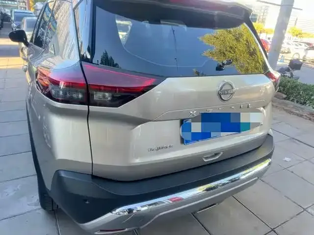 Nissan X-Trail — Фото автомобиля 6