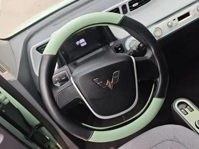 Wuling Hongguang Mini EV — Фото автомобиля 15