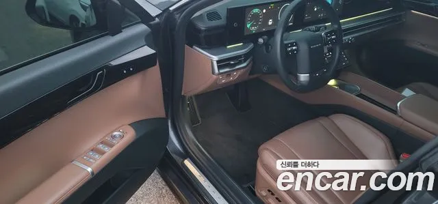 Hyundai Grandeur Grandeur (GN7) 3.5 Бензин 2WD — Фото автомобиля 10