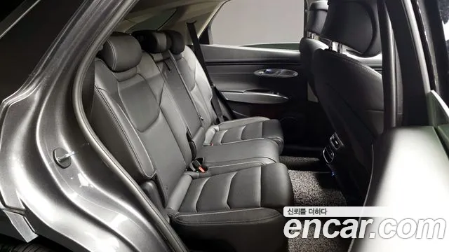 Genesis GV70 2.2 Дизель AWD — Фото автомобиля 12