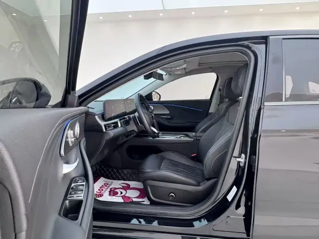 Chery Arrizo 8 — Фото автомобиля 4