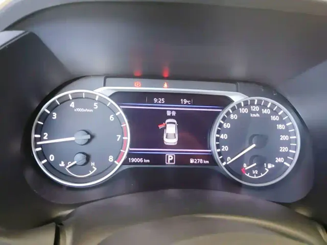 Nissan Sylphy — Фото автомобиля 11