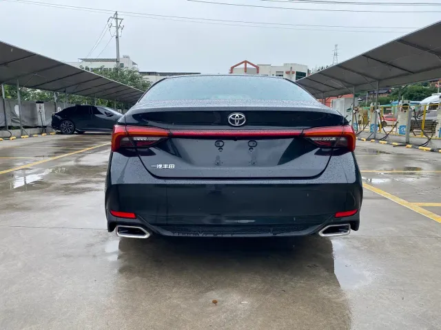 Toyota Avalon — Фото автомобиля 6