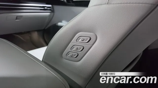 Hyundai Grandeur GN7 — Фото автомобиля 18