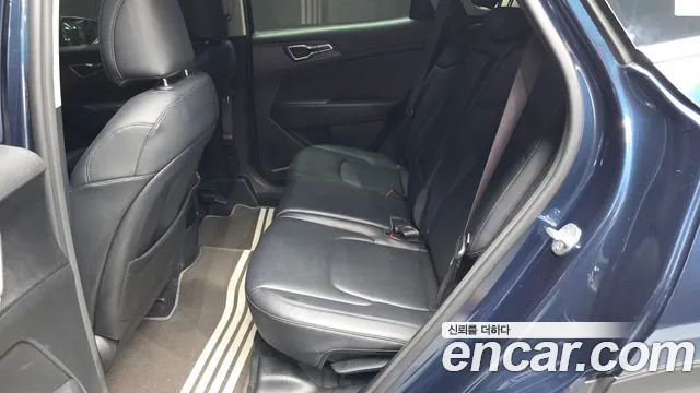 Kia Sportage Sportage 5-е поколение Бензин 1.6 турбо 2WD — Фото автомобиля 12