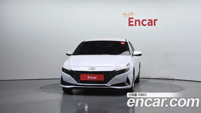 Hyundai AVANTE Avante (CN7) — Фото автомобиля 3