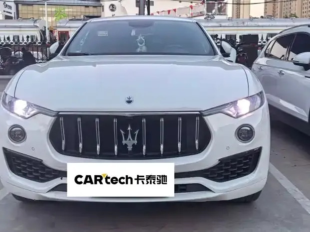 Maserati Levante — Фото автомобиля 2