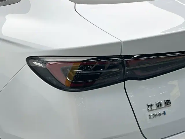 BYD Seal 06 New Energy 2024 DM-i 120KM Flagship — Фото автомобиля 10