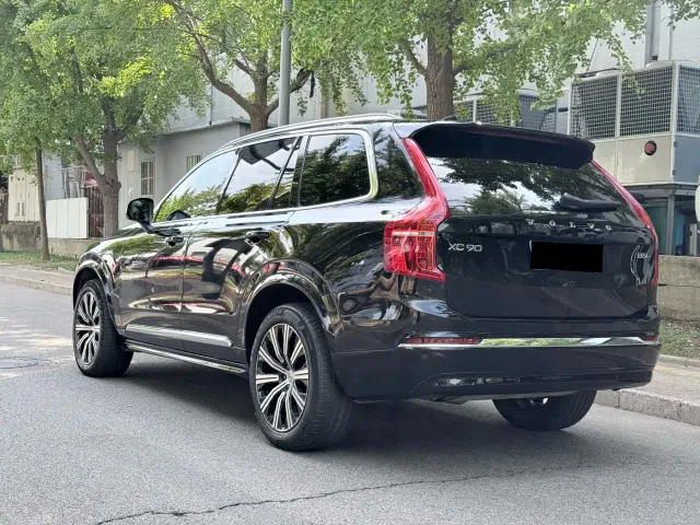 Volvo XC90 — Фото автомобиля 19