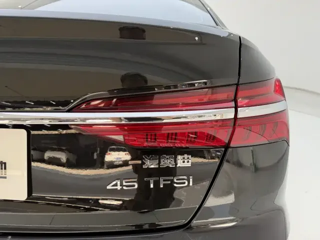 Audi Audi A6L 2022 45 TFSI Premium Dynamic — Фото автомобиля 10