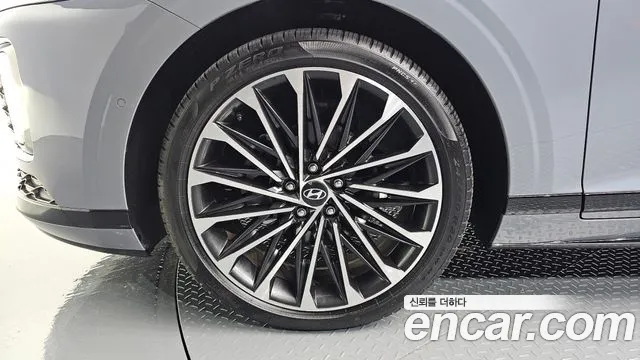 Hyundai Grandeur — Фото автомобиля 5
