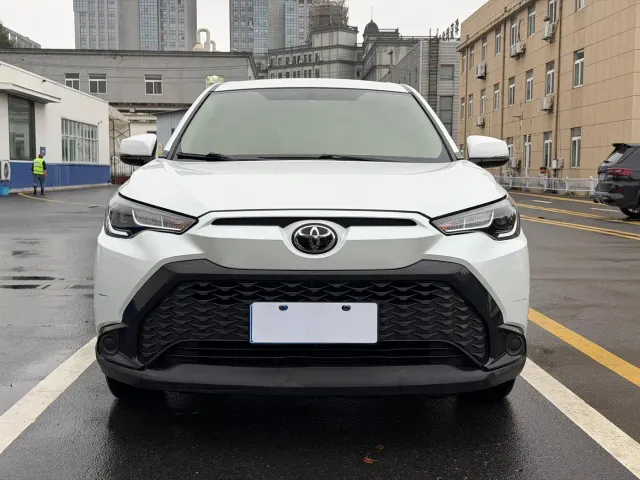 Toyota Frontlander — Фото автомобиля 2