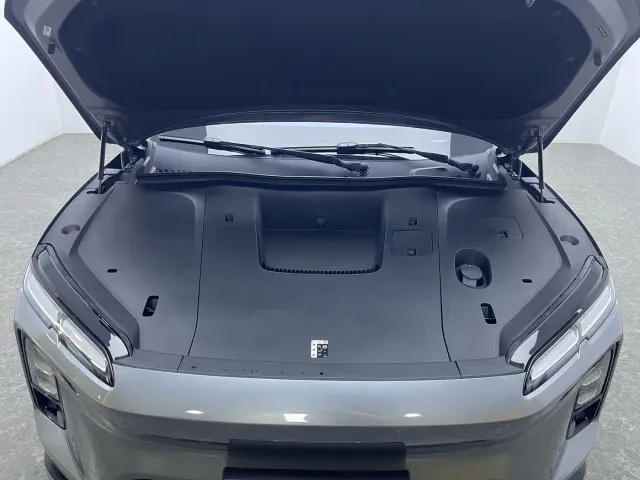Nio EC6 — Фото автомобиля 18