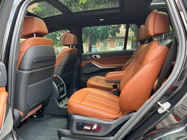 BMW X7 — Фото автомобиля 6