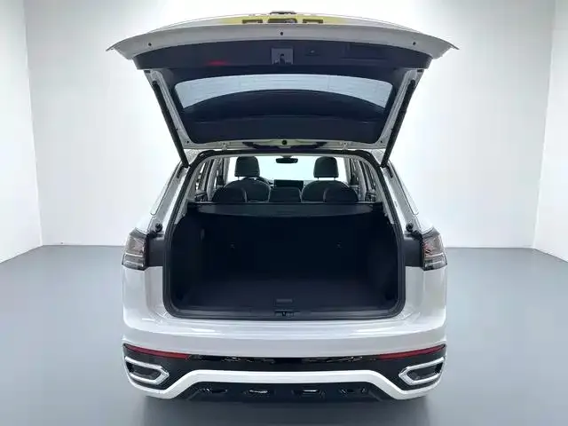 Volkswagen Tayron GTE Plug-in Hybrid — Фото автомобиля 15