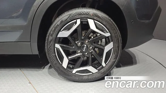 Kia Seltos New — Фото автомобиля 6